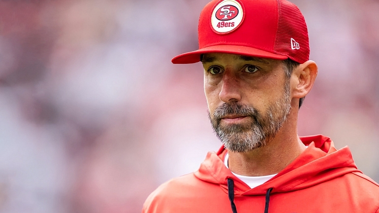 Kyle Shanahan explains how the 49ers handled player emotional support after the Damar Hamlin situation