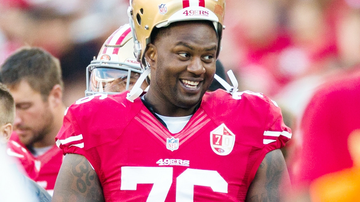 Anthony Davis wants to play football again, but the 49ers hold his rights -  Niners Nation