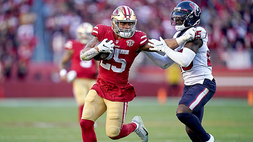 49ers news: John Lynch says Elijah Mitchell is a 'heckuva football player'  - Niners Nation