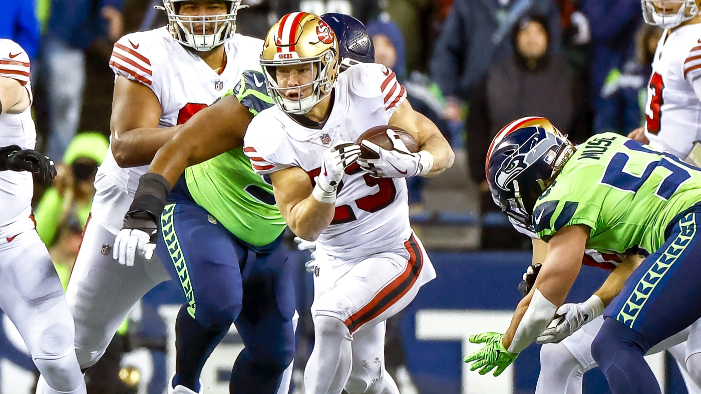 Christian McCaffrey thrilled to be mastering Kyle Shanahan's 49ers offense,  and that should terrify defenses : r/49ers