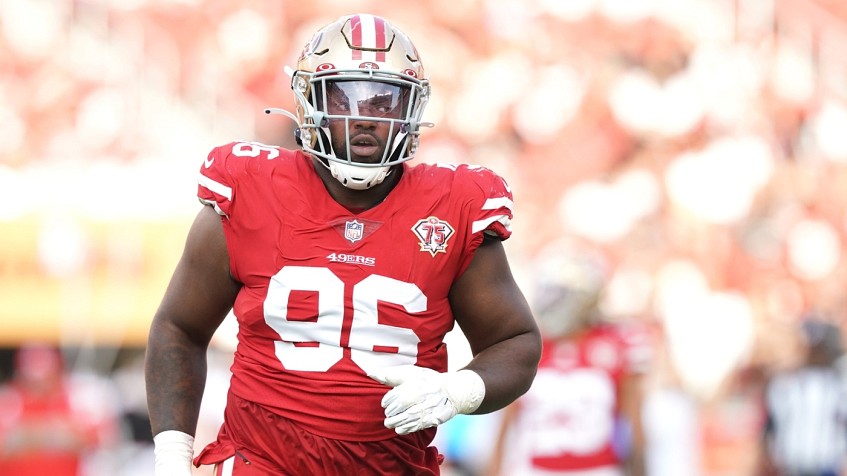 DT Maurice Hurst leaves 49ers facility on crutches, could miss 4-8 weeks