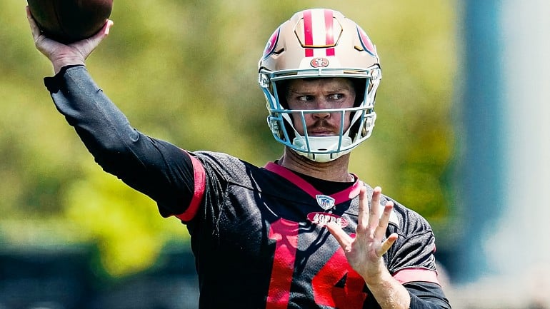 Wide receiver ASHLEY LELIE during a mini-camp workout at the