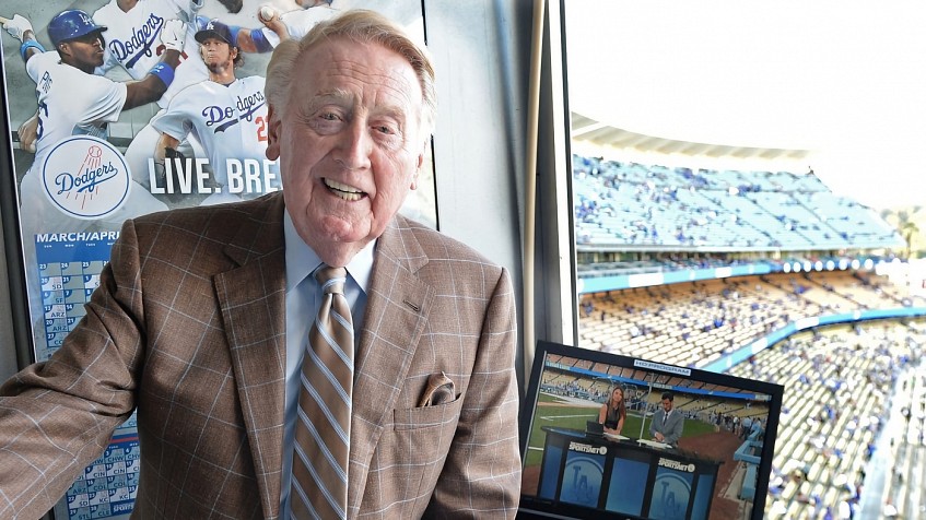 Dodgers honor legendary broadcaster Vin Scully with uniform patch