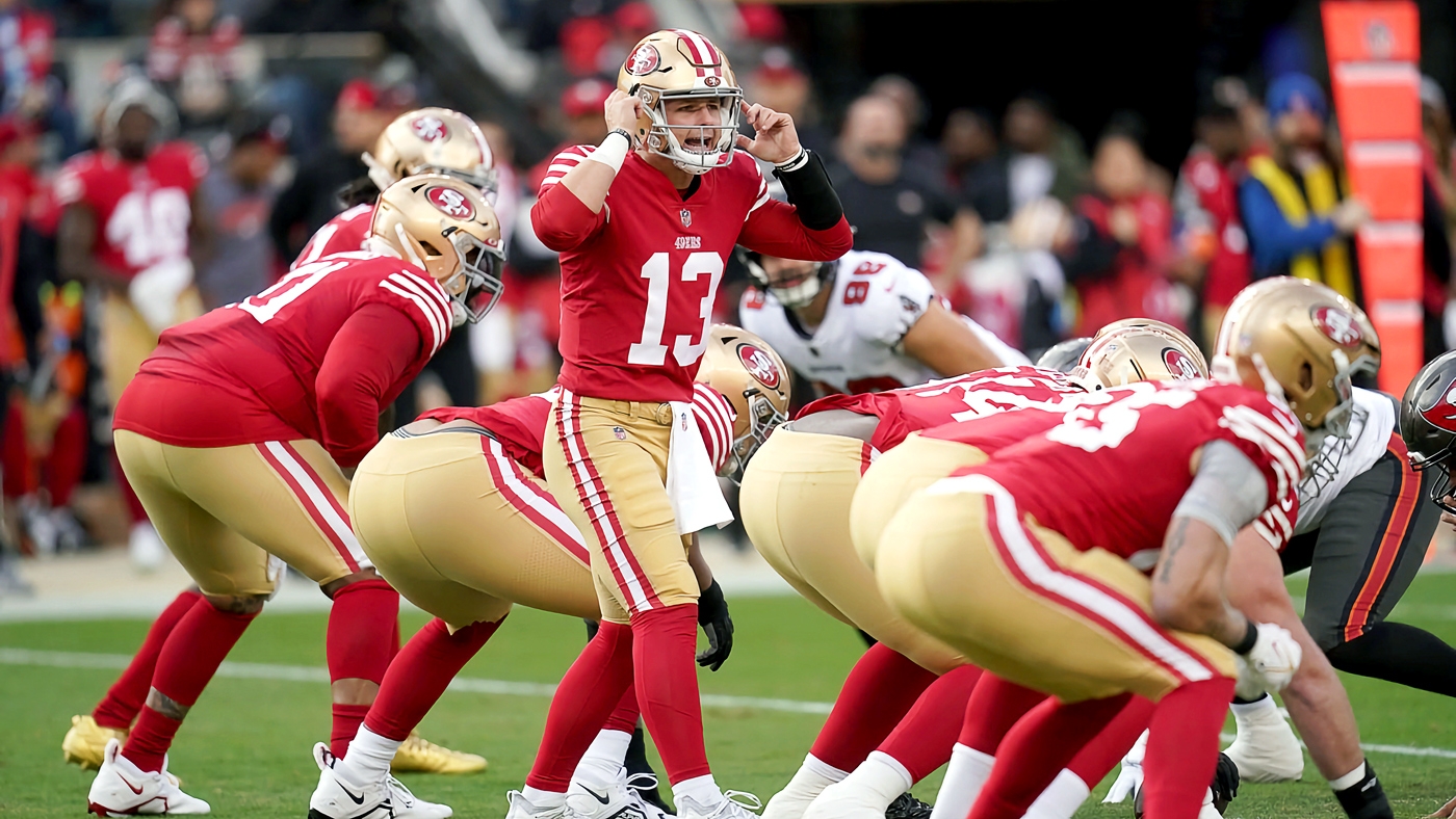 49ers' Dre Greenlaw gets Tom Brady to autograph ball after interception:  'You're the greatest ever