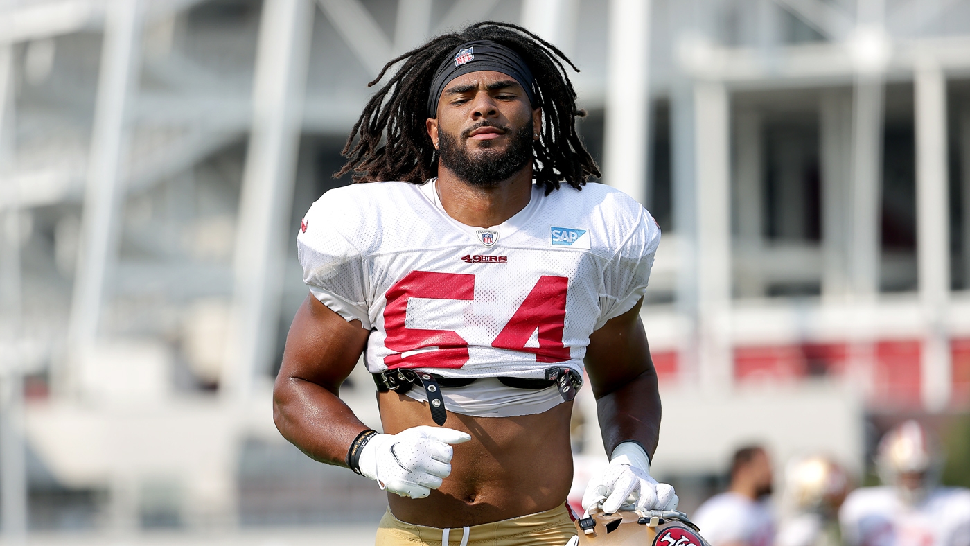 49ers place star linebacker Fred Warner on COVID-19 list