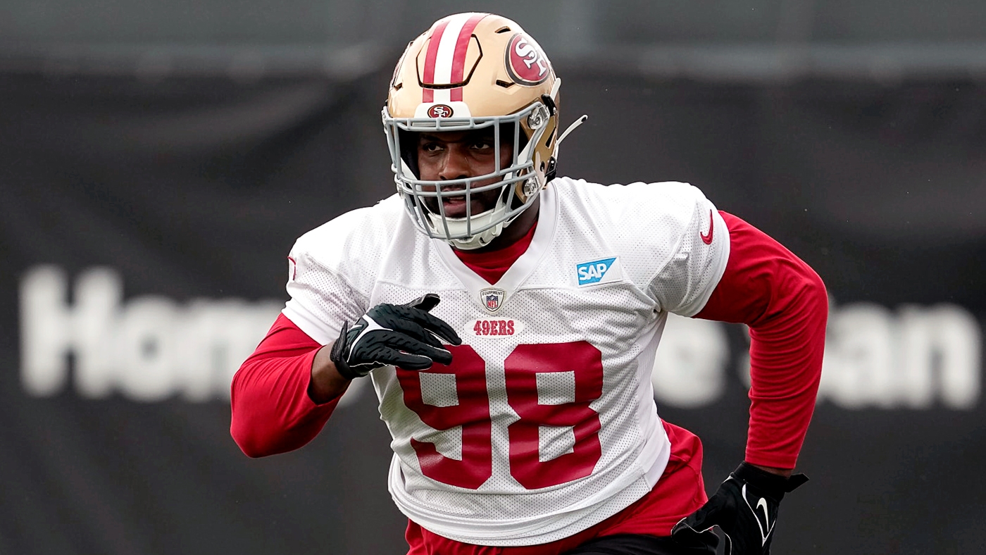 49ers Players Hit the Turf for Day Three of Training Camp