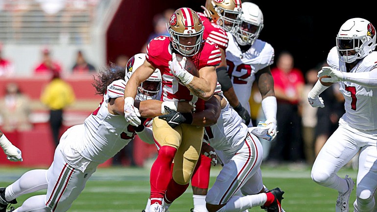 September 19, 2021: San Francisco 49ers quarterback Jimmy Garoppolo (10)  scrambles with the ball during the NFL game between the San Francisco 49ers  and the Philadelphia Eagles at Lincoln Financial Field in