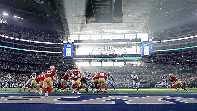 Dallas Cowboys outnumber 49ers fans at AT&T Stadium