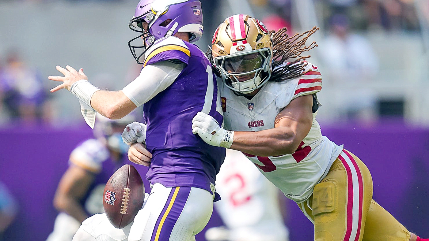 ‘Best in the World’: Fred Warner stands tall as a bright spot in 49ers loss to Vikings