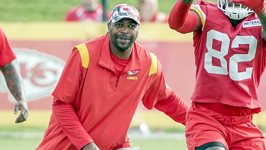 Chiefs assistant coach Dave Merritt tapped for NFL 'Coach