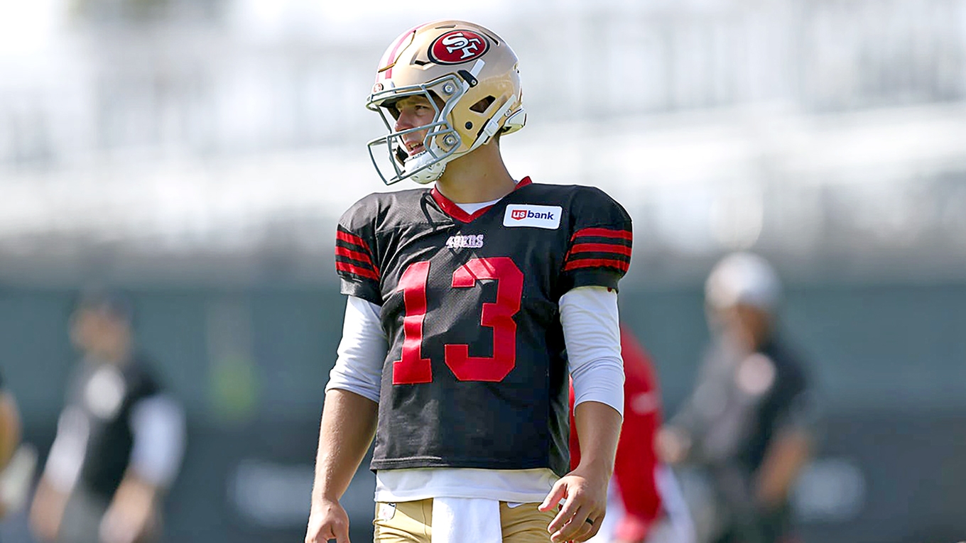 49ers training camp: Purdy stays hot, defense flashes, Shanahan progresses