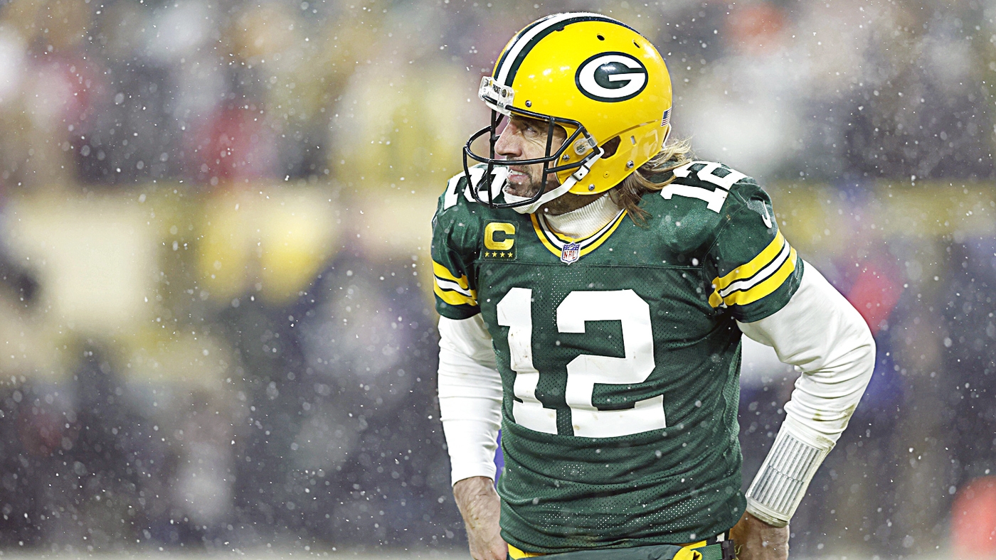 Packers hang on by thread to beat Bucs in potential last Tom Brady-Aaron  Rodgers game