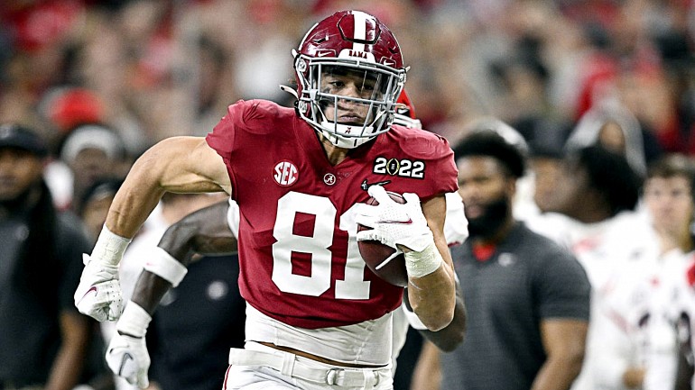 Reports: Alabama TE Cameron Latu visited with the San Francisco 49ers -  Sactown Sports