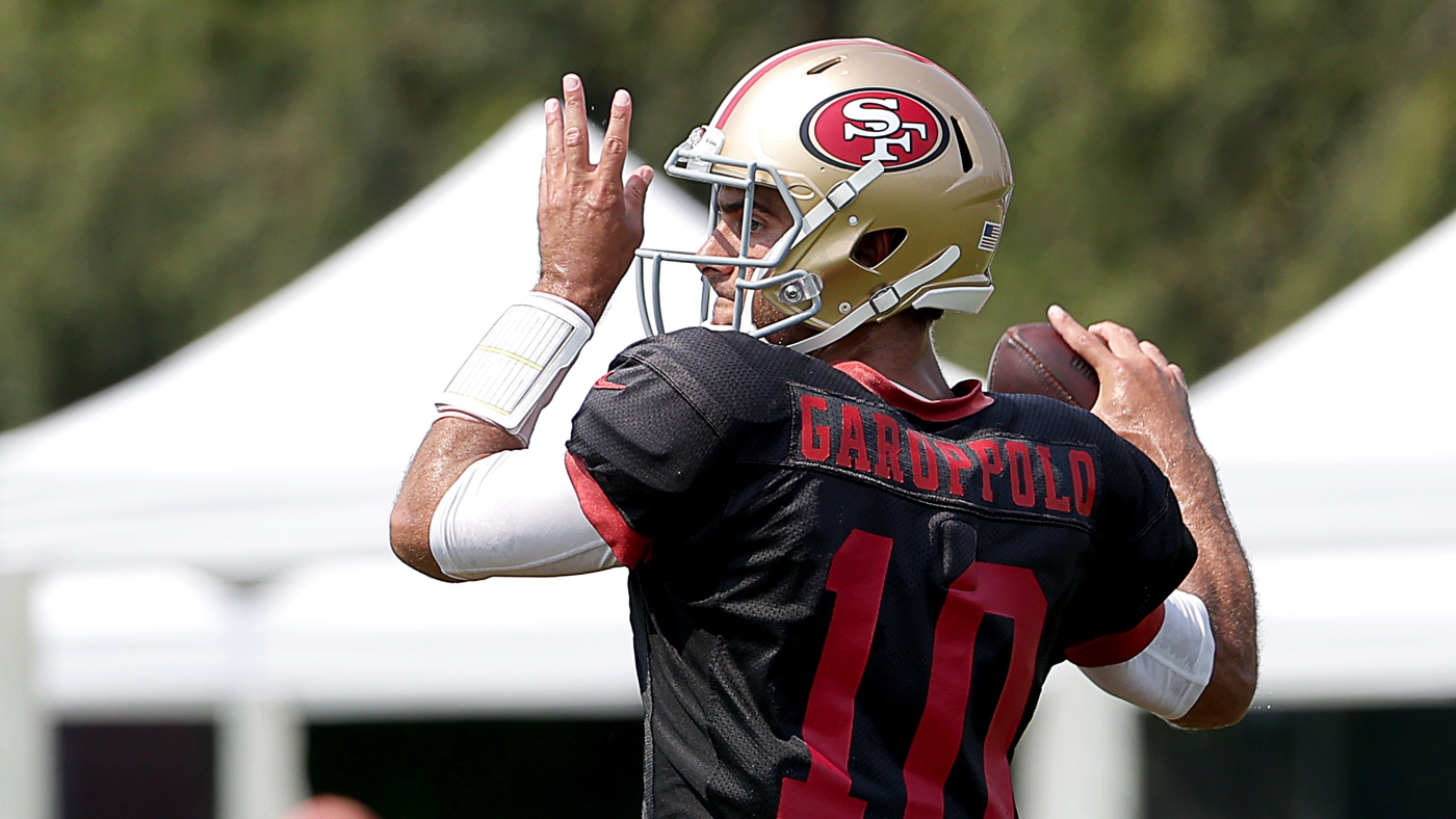 49ers' Jimmy Garoppolo out for season after suffering foot injury vs.  Dolphins