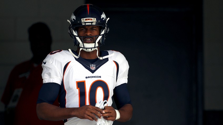 Emmanuel Sanders will wear No. 17 with 49ers; Jalen Hurd switches to No. 14