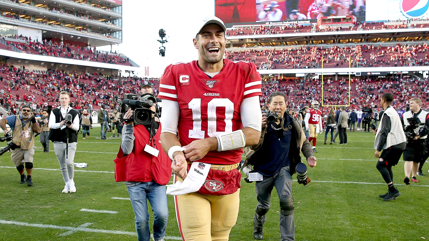 Jimmy Garoppolo, Brissett swap jerseys after preseason matchup