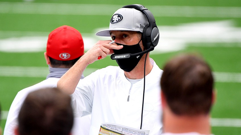 Kyle Shanahan switches up game day attire, ditches 'Shanahat