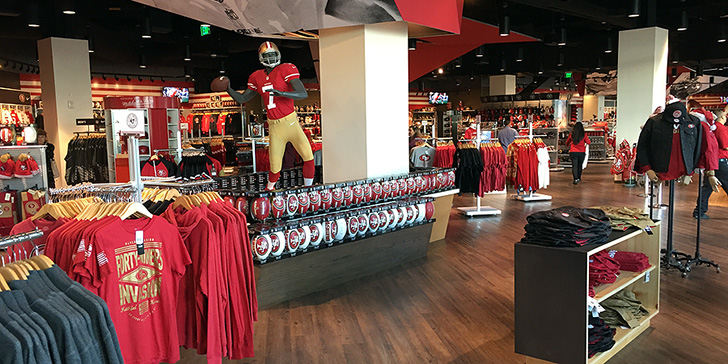 49ers team store opens at Town and Country – Viking Magazine