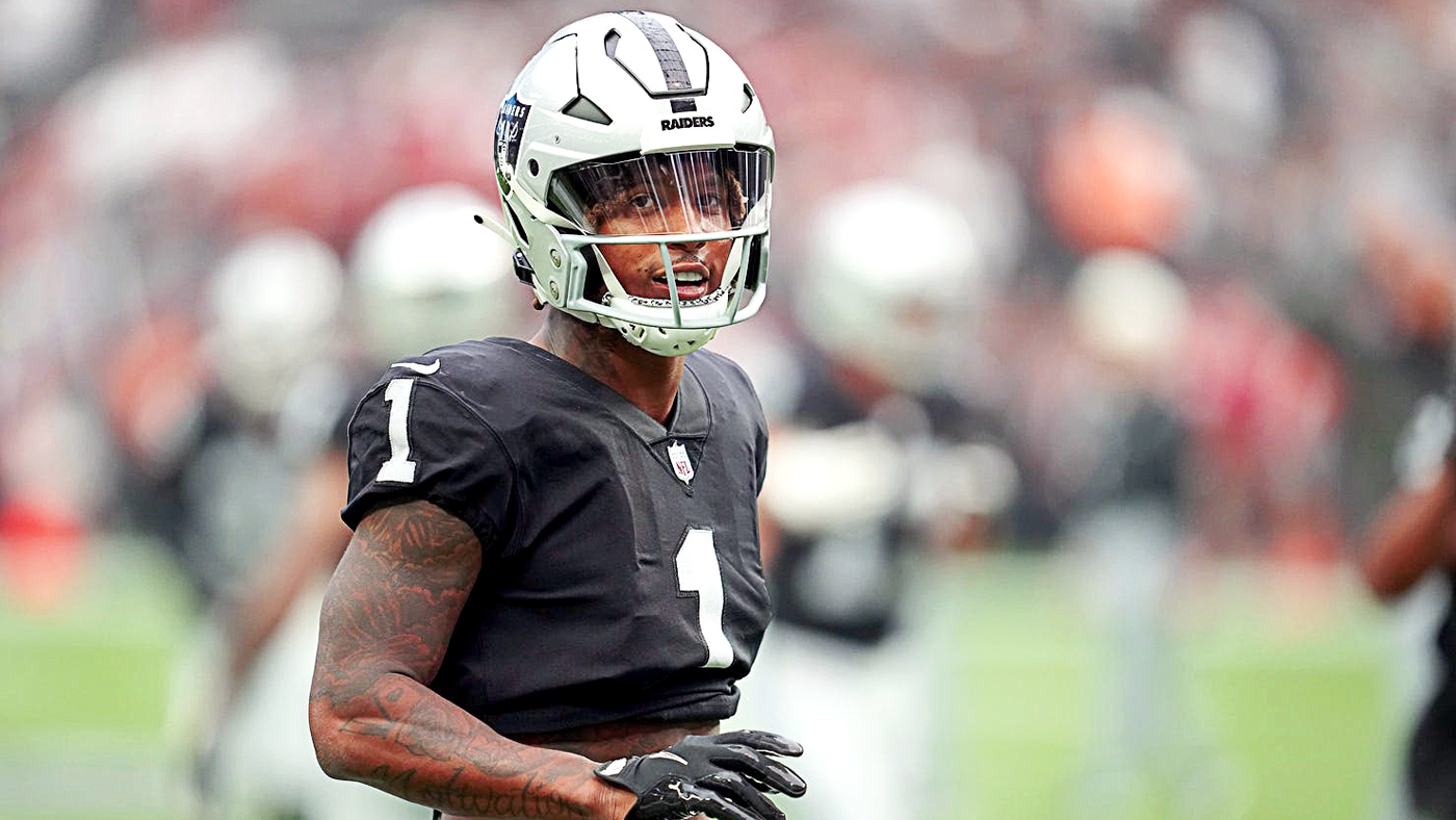 Raiders poke fun at 49ers new uniforms