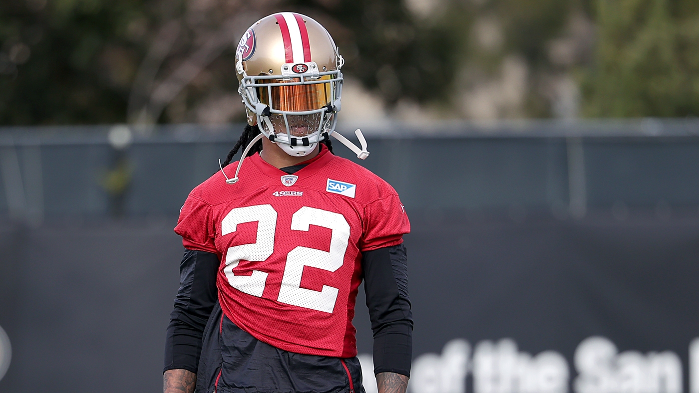 Jason Verrett of the San Francisco 49ers works out during training