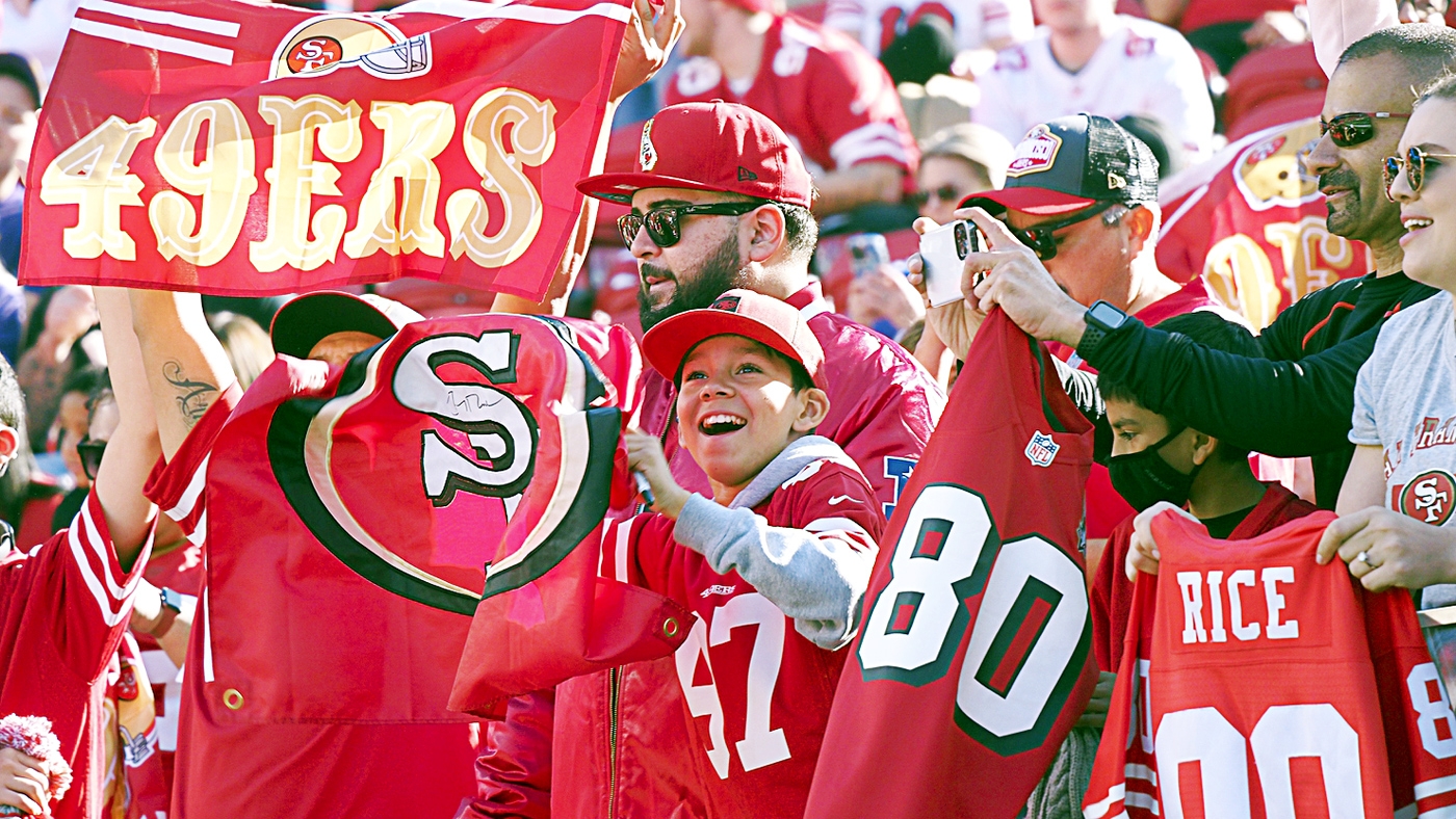 49ers Faithful Cheer on 'Sunday Night Football' Victory