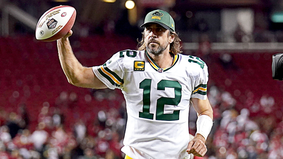 BREAKING NEWS: Aaron Rodgers Agrees to 4-Year $200M Deal with the Green Bay  Packers 