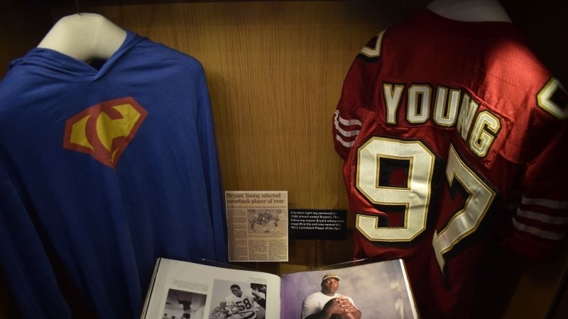 Photo: Tony Boselli, LeRoy Butler memorabilia featured in HOF