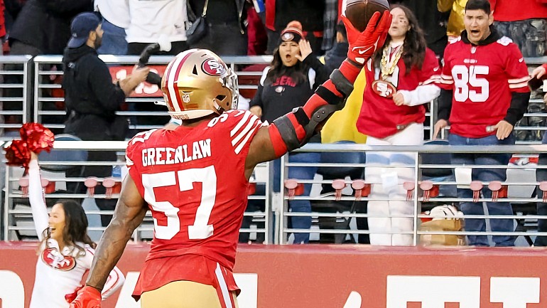 49ers-Buccaneers: 'Ballsy' Dre Greenlaw asks Tom Brady to autograph ball he  intercepted