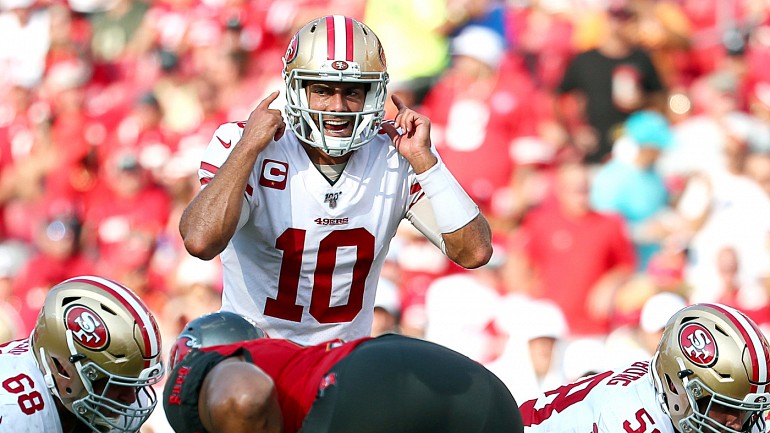 49ers show off revamped offense, crush Cardinals 38-10 in Mexico City