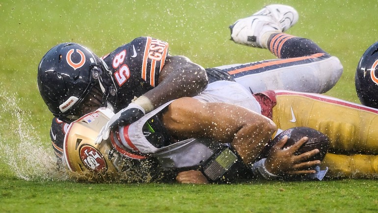 Chicago Bears rally to defeat San Francisco 49ers 19-10 in season