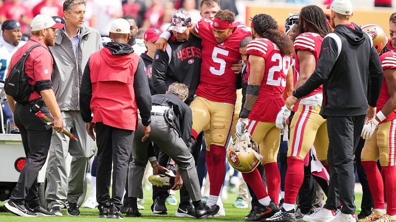 Jimmy Garoppolo takes over for 49ers after QB Trey Lance carted off with  injury 