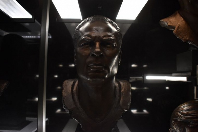 A 49ers-centric look at the Pro Football Hall of Fame