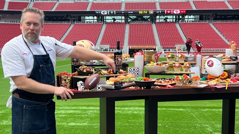 Levi's Stadium, San Francisco 49ers bring in local food options like Super  Duper Burgers, Curry Roots, Gold Bar whiskey - Silicon Valley Business  Journal