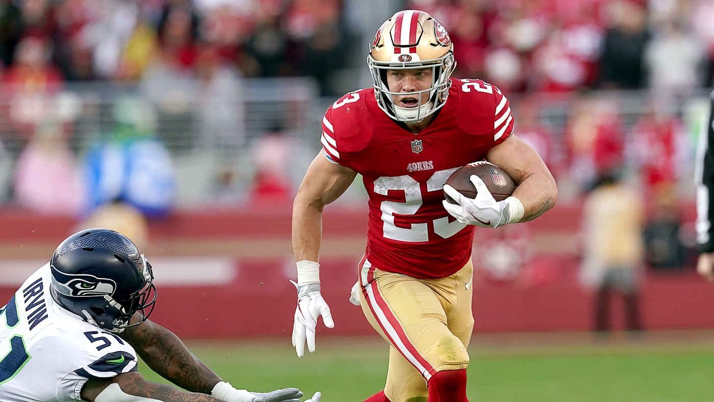 Kyle Shanahan says 49ers RB Christian McCaffrey is "best player in the league this year"