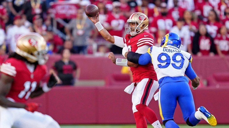 Protester runs onto field during 49ers game, gets tackled at