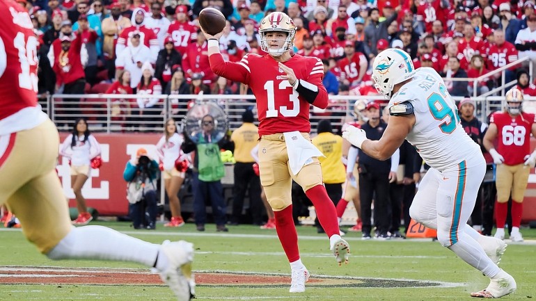 49ers official account posts awesome Garoppolo and Purdy locker