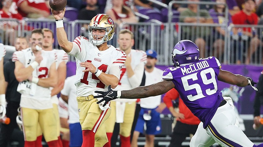 San Francisco 49ers quarterback Trey Lance (5) throws a pass against the  Houston Texans during an NFL preseason football game Thursday, Aug. 25, 2022,  in Houston. (AP Photo/David J. Phillip Stock Photo - Alamy